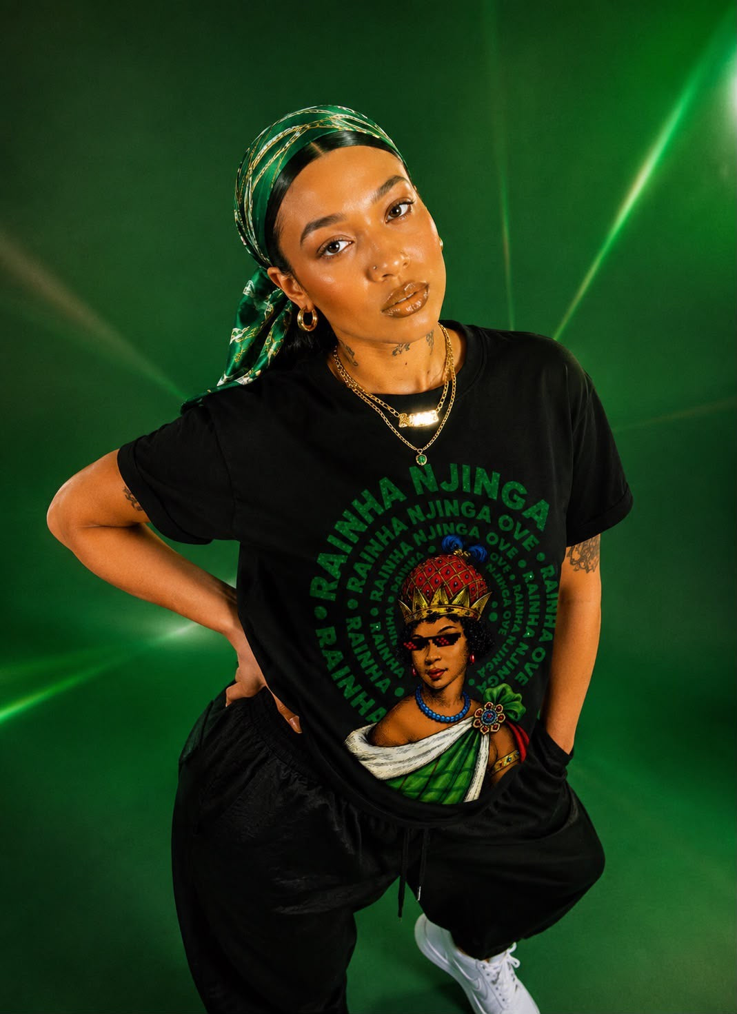 T-shirt Ove — Rainha Njinga